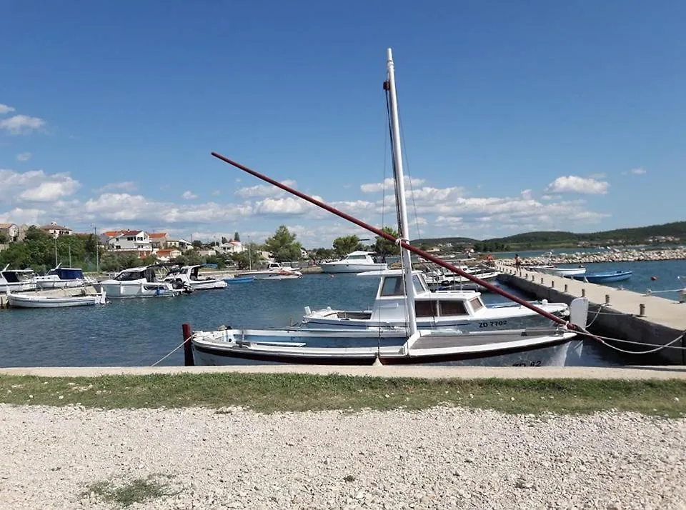Villa M Studio Apartment Ljubac  0*, Ljubac (Zadar) Croatia